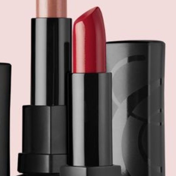 beauticontrol Other - Beauticontrol Hydrating Lip Color - XOXO beauticontrol Other - Beauticontrol Hydrating Lip Color - XOXO